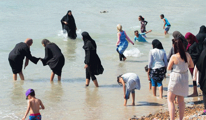 Top French court suspends burkini ban